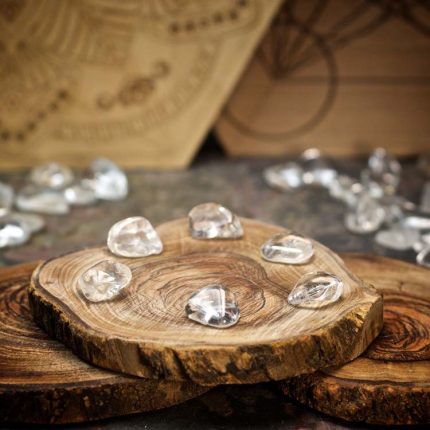 Clear Quartz Crystals for Grids