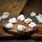 Magnesite Crystals for Grids