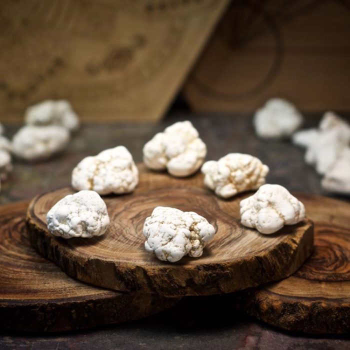 Magnesite Crystals for Grids